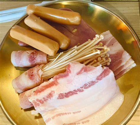 รูป CUTE PIG Korean BBQ บางแสน