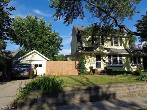 17910 Woodbury Ave Cleveland Oh 44135 Zillow