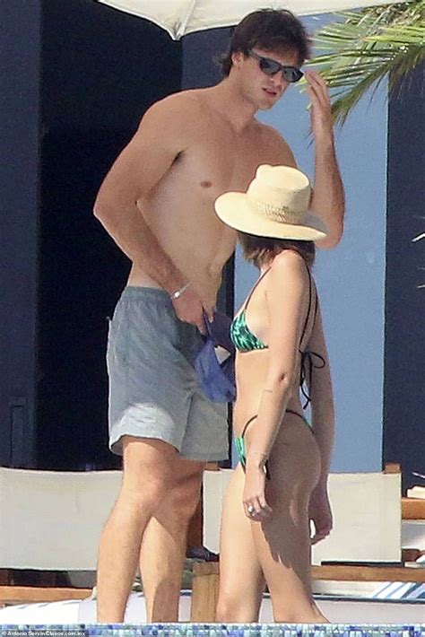 Kaia Gerber And Jacob Elordi In Los Cabos Photos The Fappening