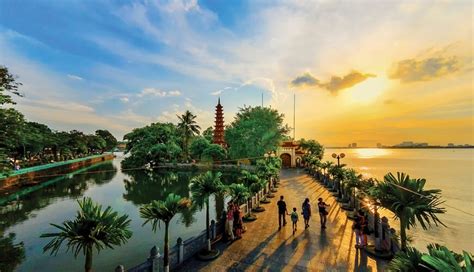 Hanoi Halfday City Tour Bat Trang Village 20192020