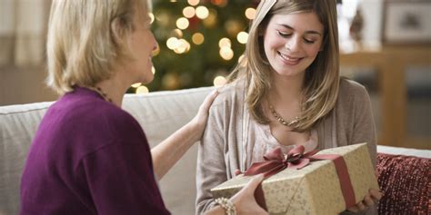 Basic slippers, generic lotions and cheesy coffee mugs), browse through this list of the best gifts for mom, which. Perfect Gifts Choice for Mom Christmas - Best Embroidery ...