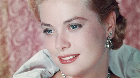 What You Never Knew About Grace Kelly