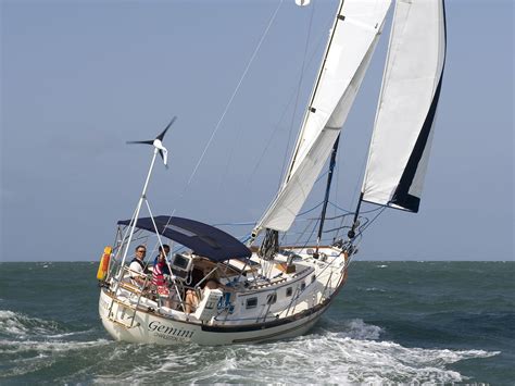 9 Best Used Sailboats With Images Used Sailboats Ocean Sailing