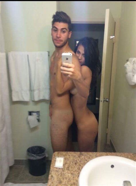 Mujeres masturbándose selfies Fotos eróticas y porno