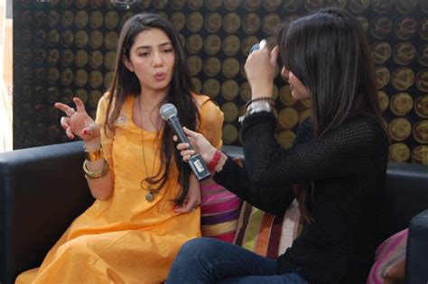 mahira khan at iba karachi for the sunsilk event pictures