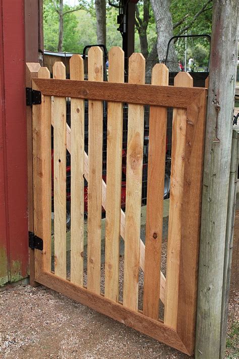 Plus, a handy lock is good for added security. Charming Yard and Garden Gates | Gardens, Backyards and ...