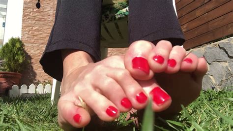 🌿 Asmr Feet On Grass Asmr Pies En CÉsped 🌿 Footfetish Feetworship Footasmr Asmrfeet Youtube