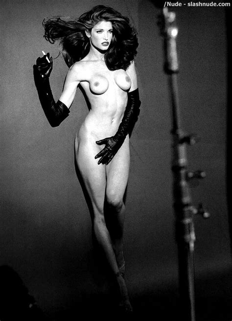 Stephanie Seymour Nude In Black And White Photos Photo Nude