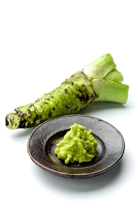 Wasabi is mainly grown for its roots, which are ground to make a spice. Wasabi, palący korzeń - Karta - dania - Ouichef.pl