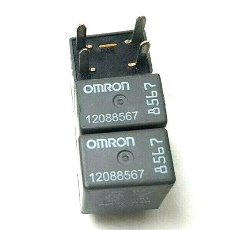 Omron Gm 4pin Relay 12088567 8567 3 Pieces Lot Ebay