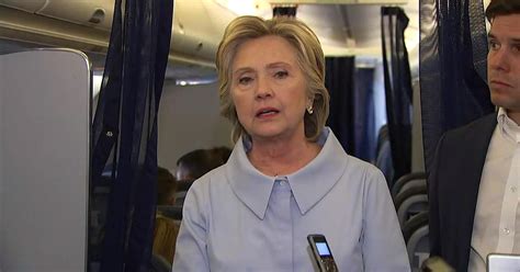 Clinton Welcomes Reporters Onto Her New Campaign Plane Cbs News