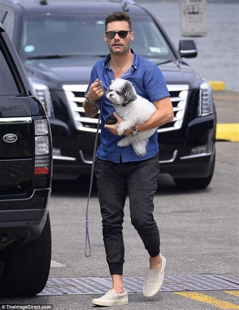 Ryan Seacrest Walks His Dogs Georgia And Panda In Nyc Daily Mail Online