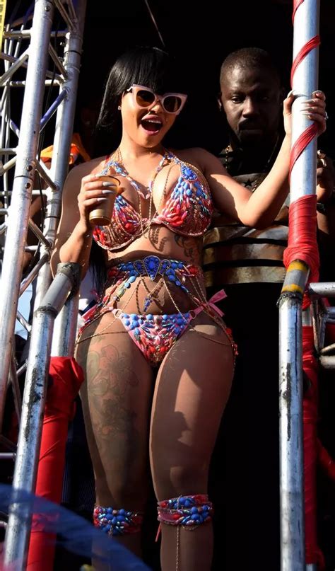 Blac Chyna And Amber Rose Show Off Their Incredible Curves At Carnival Mirror Online