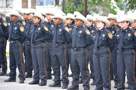 Garcia Homegrown Recruits Help Fill Sheriffs Ranks Houston Chronicle