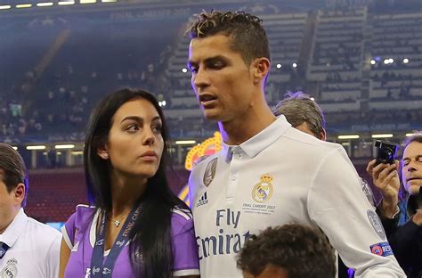 Georgina Rodriguez 2021 Cristiano Ronaldo Wife Incredible Facts You