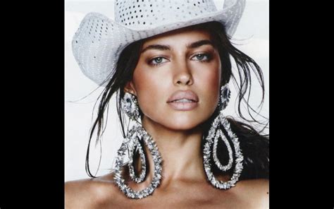 Zeigt die entfernung von kwi zum nordpol, äquator, südpol und zu jedem ort. Irina Shayk Surge em público pela primeira vez, depois de ...