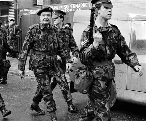 Photos Of The British Army In Northern Ireland 1969 1979 Flashbak