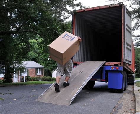 3 ways to avoid moving-day headaches | The Star