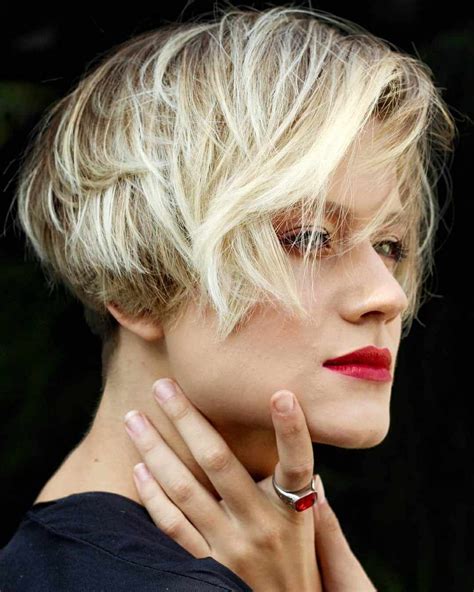 35 Best New Pixie Haircuts For Women 2019 Styles Art Messy Pixie
