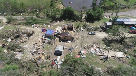 A Year After Easter Tornadoes Soso Mississippi Is Still Recovering