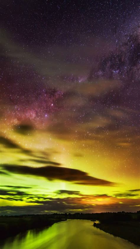 New Zealand Southern Lights Aurora River Night Sky 4k