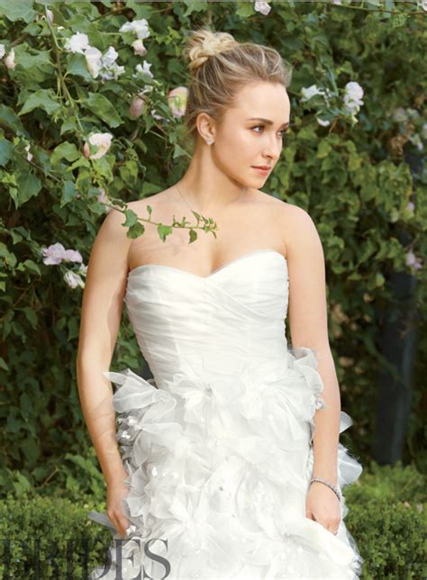 Hayden Panettiere Rocks A Wedding Dress Like No One Can Huffpost Life