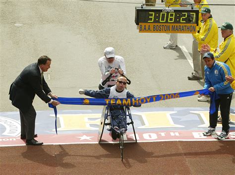 A Fathers Special Dedication The Racing World Of Dick And Rick Hoyt