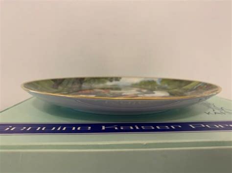 Vintage Genuine Kaiser Porcelain 7 12 Plate By Gerda Neubacher No 22