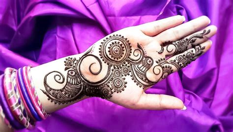 Beautiful And Simple Mehndi Designs For An Ultimate Festive Look CGfrog