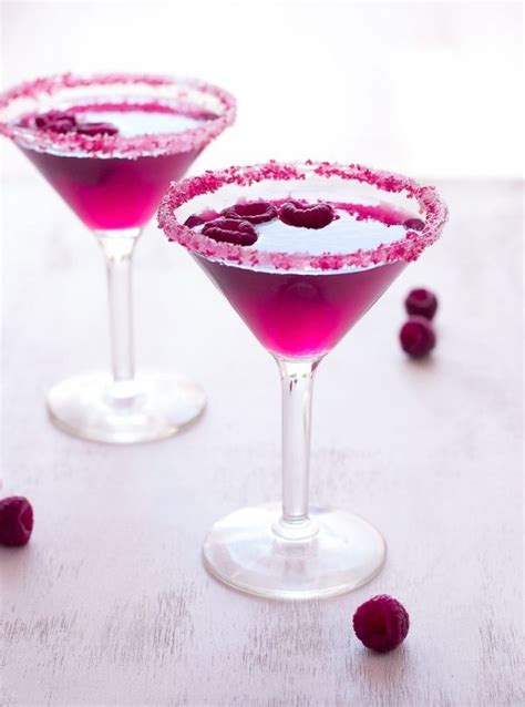 17 Best Cocktails For Ladies Fruity Cocktails Girly Drinks