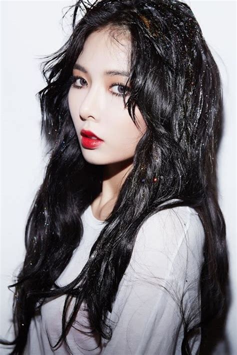 Korean Kpop Girl Group 4minute Hyuna Red Promotions Black Hairstyles