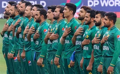 ٹی ٹوئنٹی ورلڈ کپ میں پاکستان کا سفر اگر مگر کی صورتحال کے ساتھ امیدیں برقرار