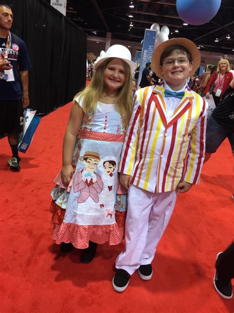 Top 23 Costumes At The D23 Expo 2015 Tips From The Disney Divas And Devos
