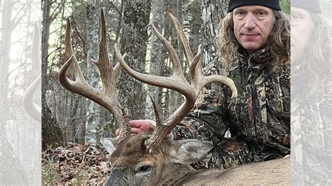 Stokes County Hunter Kills Trophy 13 Point Buck Carolina Sportsman