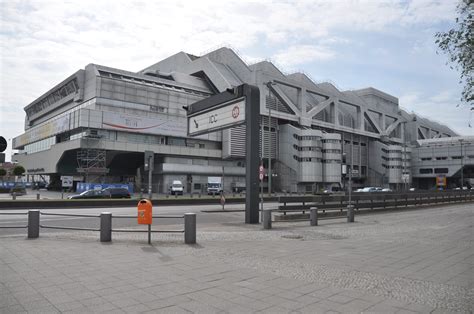 Even now berlin's icc would not look out of place on the satellite of elysium in neil blomkamp's you can also find a raft of images of the schülers' other berlin masterpiece, the bierpinsel, all over the net. Battlestar Galactica aka the ICC Berlin | Marcus Meissner ...