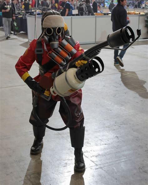 Awesome Pyro Costume Team Fortress 2 Team Fortess 2 Team Fortress