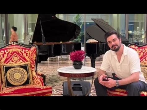 Halil İbrahimnen sok aciklama muhteşem konseer Dubaide askmsensin YouTube