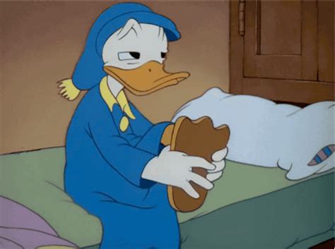 Hora De Descansar Pato Donald Gif Donaldduck Bed Tired Descubre My