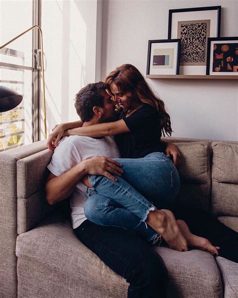 Romantic Indoor Couples Photos The Perfect At Home Shoot For A Rainy Day 🧡 In 2020 Couples