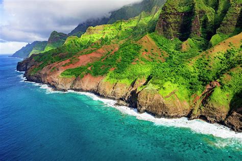 Kalalau Beach On The Na Pali Coast Photograph By Russ Bishop