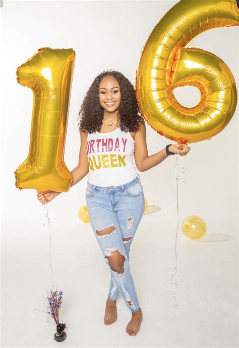 Sweet 16 Photoshoot Birthday Photoshoot Cute Birthday Outfits 16th Birthday Outfit