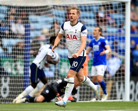 It is believed that kane would prefer not to stay at spurs, while they undergo a squad rebuild after this season. Chelsea are interested in Tottenham striker and England ...