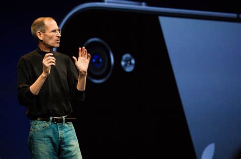 End Of An Era Steve Jobs Resigns As Apple Ceo Cbs News