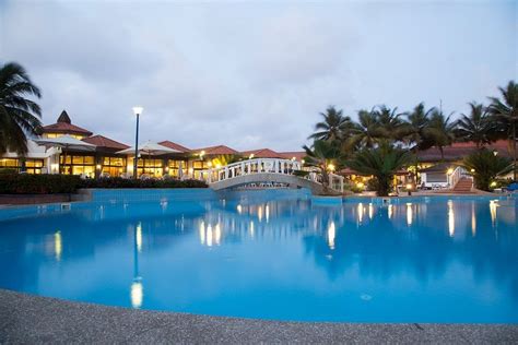 ラ パーム ロイヤル ビーチ ホテル La Palm Royal Beach Hotel アクラ 2022年最新の料金比較・口コミ