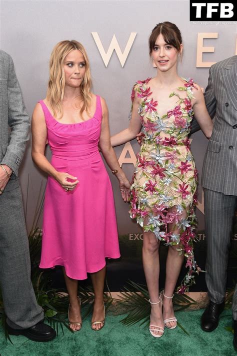 Reese Witherspoon Looks Hot In Pink At The Where The Crawdads Sing Premiere In Nyc Photos