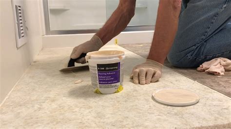 What Glue To Use With Vinyl Flooring