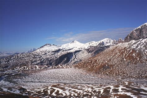 Sura — sura, site of one of the leading babylonian academies. Plaun Segnas Sura Foto & Bild | landschaft, berge, gipfel ...