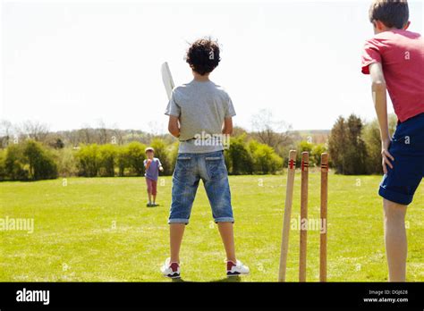 Boys Playing Cricket Hi Res Stock Photography And Images Alamy