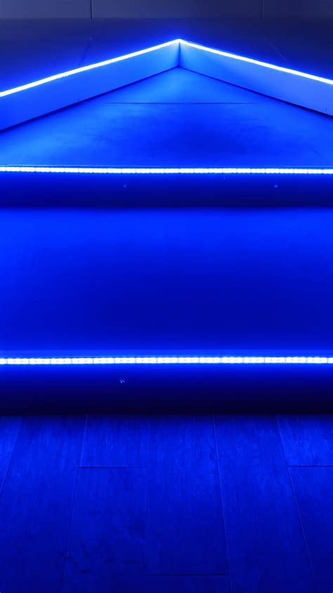 Обои неон синий неоновое освещение синий кобальт электрик для