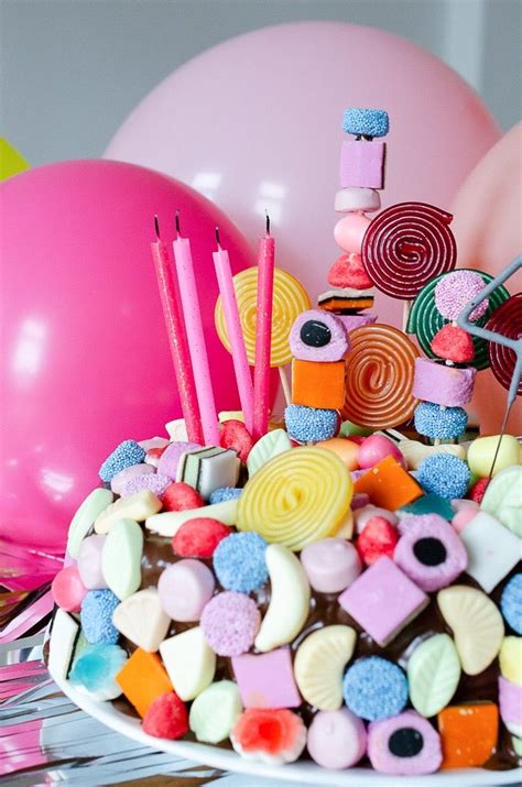 Kuchen zum kindergeburtstag sind das thema vieler mütter. Candy Cake - schneller Geburtstagskuchen für Kinder mit ...